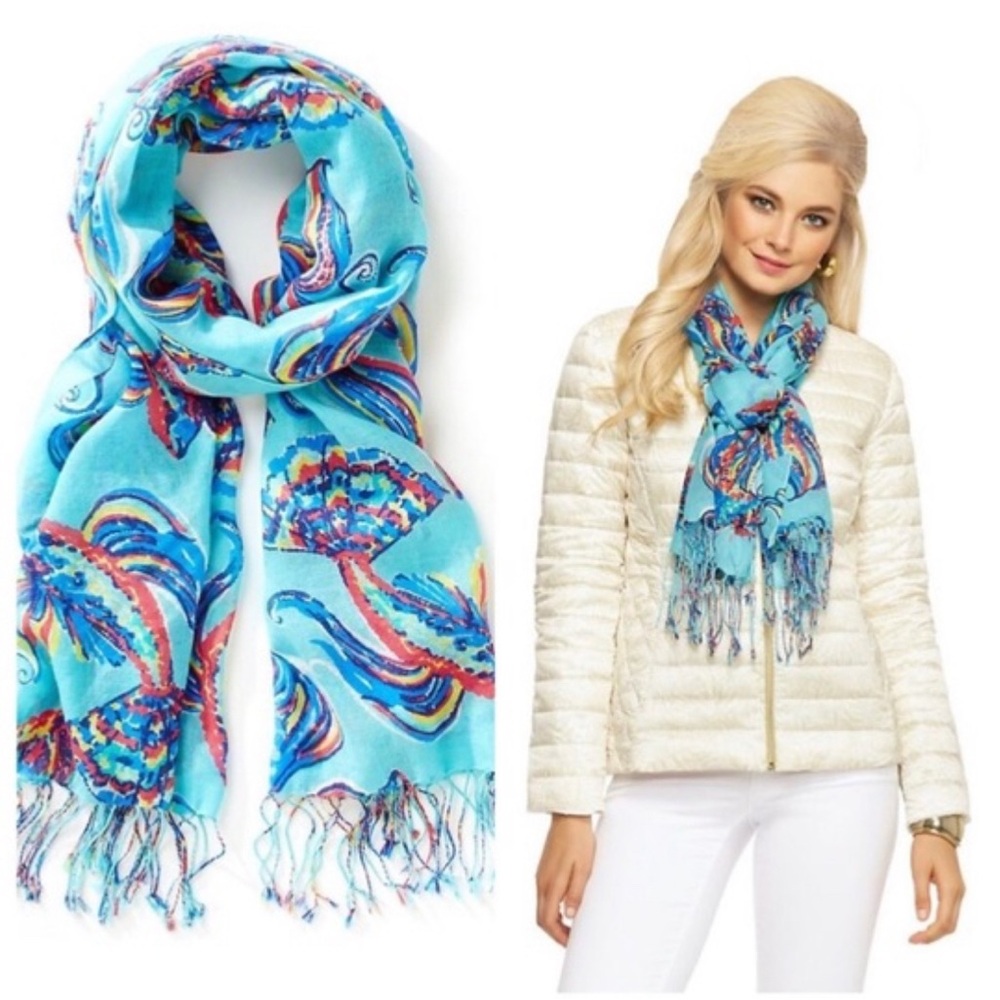 Lilly Pulitzer Murfee Scarf - She’s Got Sole.
